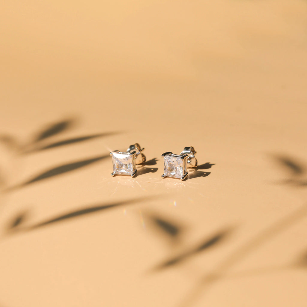 1CT Princess Cut CZ Stud Earrings for Women – 925 Sterling Silver, Perfect for Anniversary or Gifting
