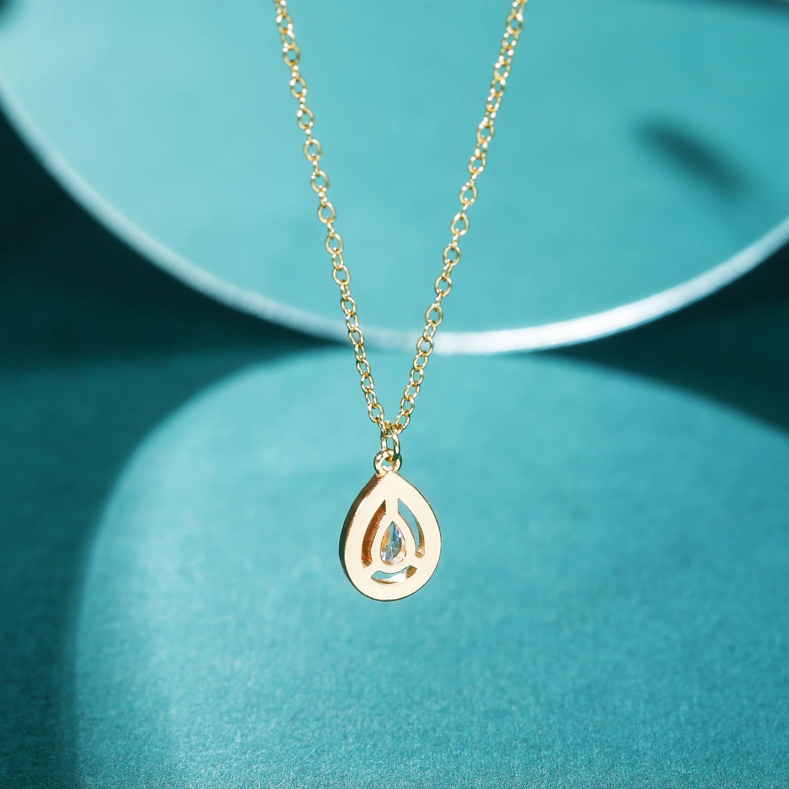 Pear Cut Zircon Pendant Necklace for Women – 925 Sterling Silver, Rhodium or Gold Plated, Ideal for Wedding or Gift