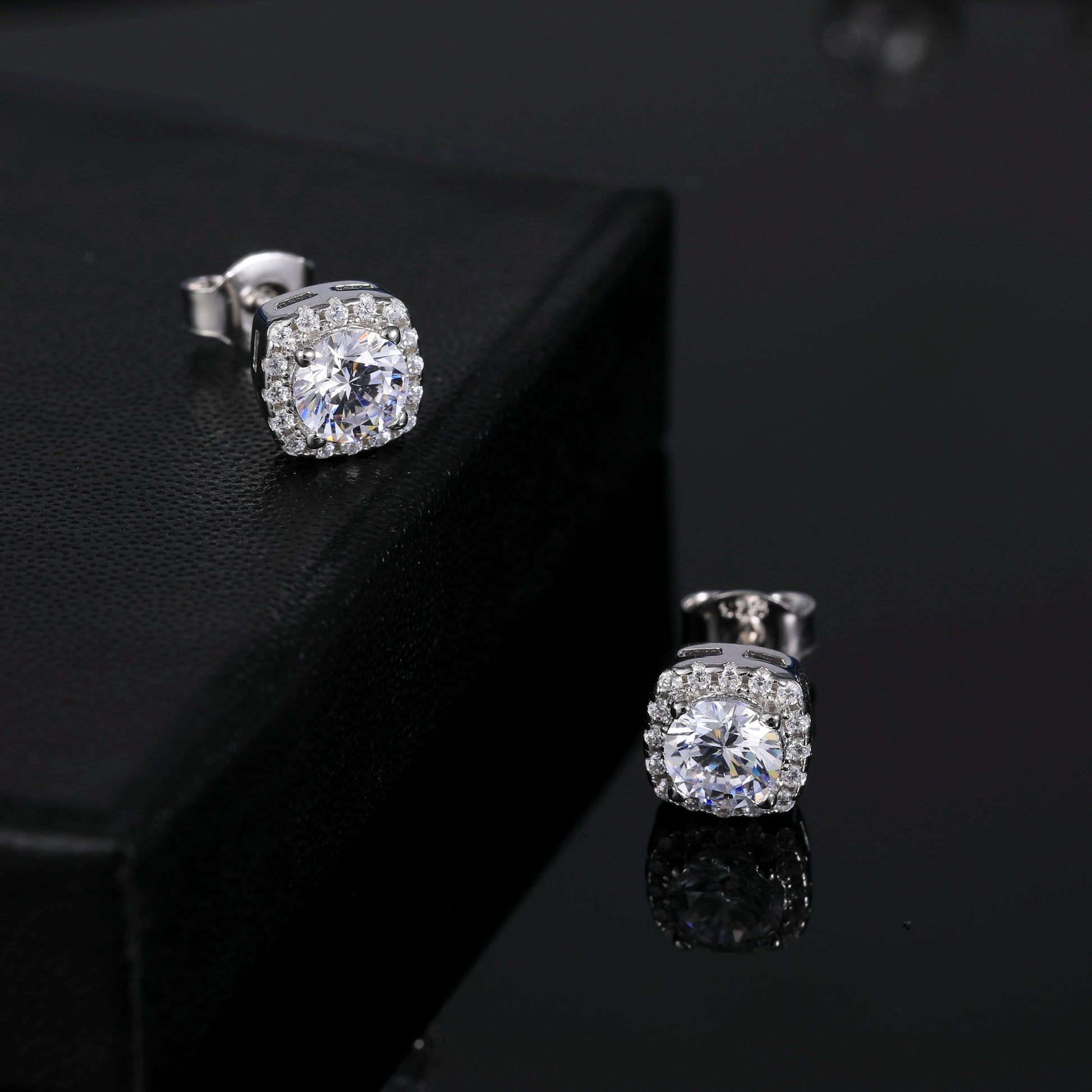0.5CT Round Cubic Zirconia Stud Earrings for Women – 925 Sterling Silver, 18K Gold Plated